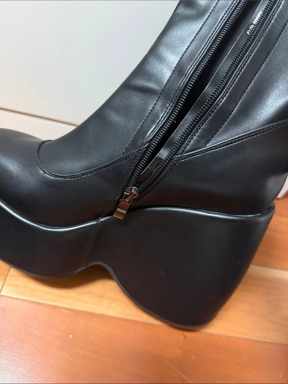 Platforms boots